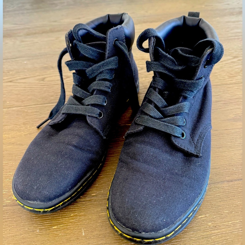 Dr. Martens Alfie Black Canvas High Top Boots. Size 7